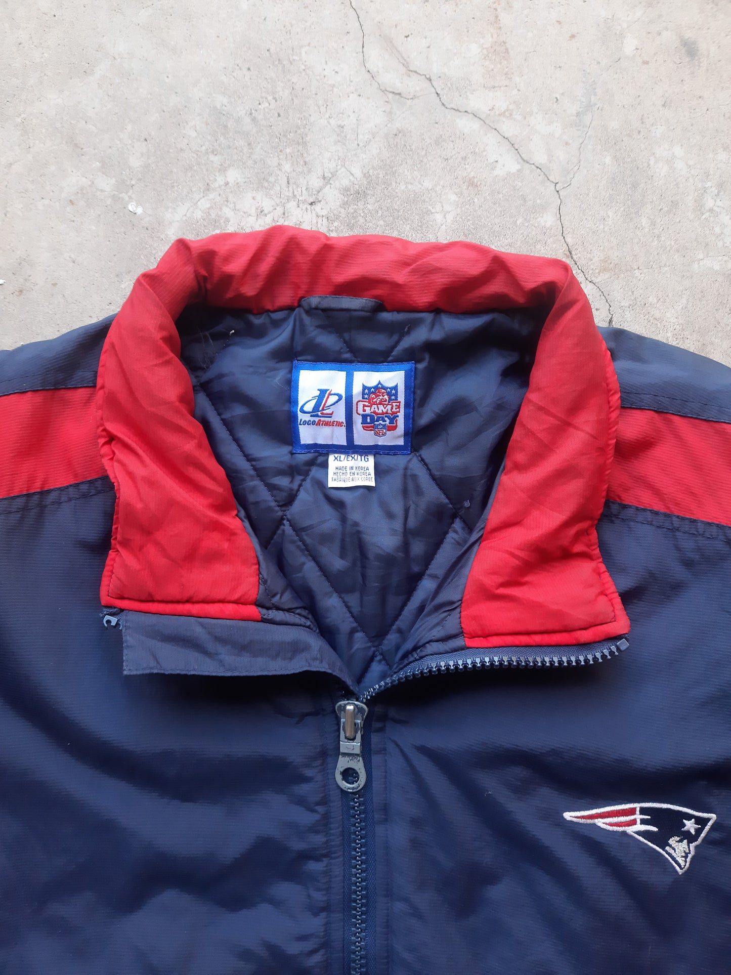 Vintage 90s Logo Athletic New England Patriots NFL Parker Jacket (XL)