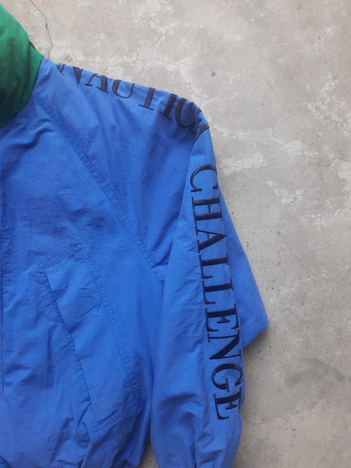 Vintage 90s Nautica Challenge J-Class Hooded Windbreaker Jacket (M)