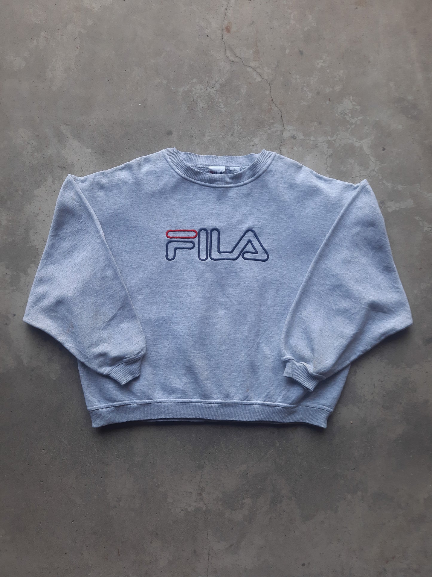 Vintage 90s Fila Embroidered Logo Sweatshirt (XL)