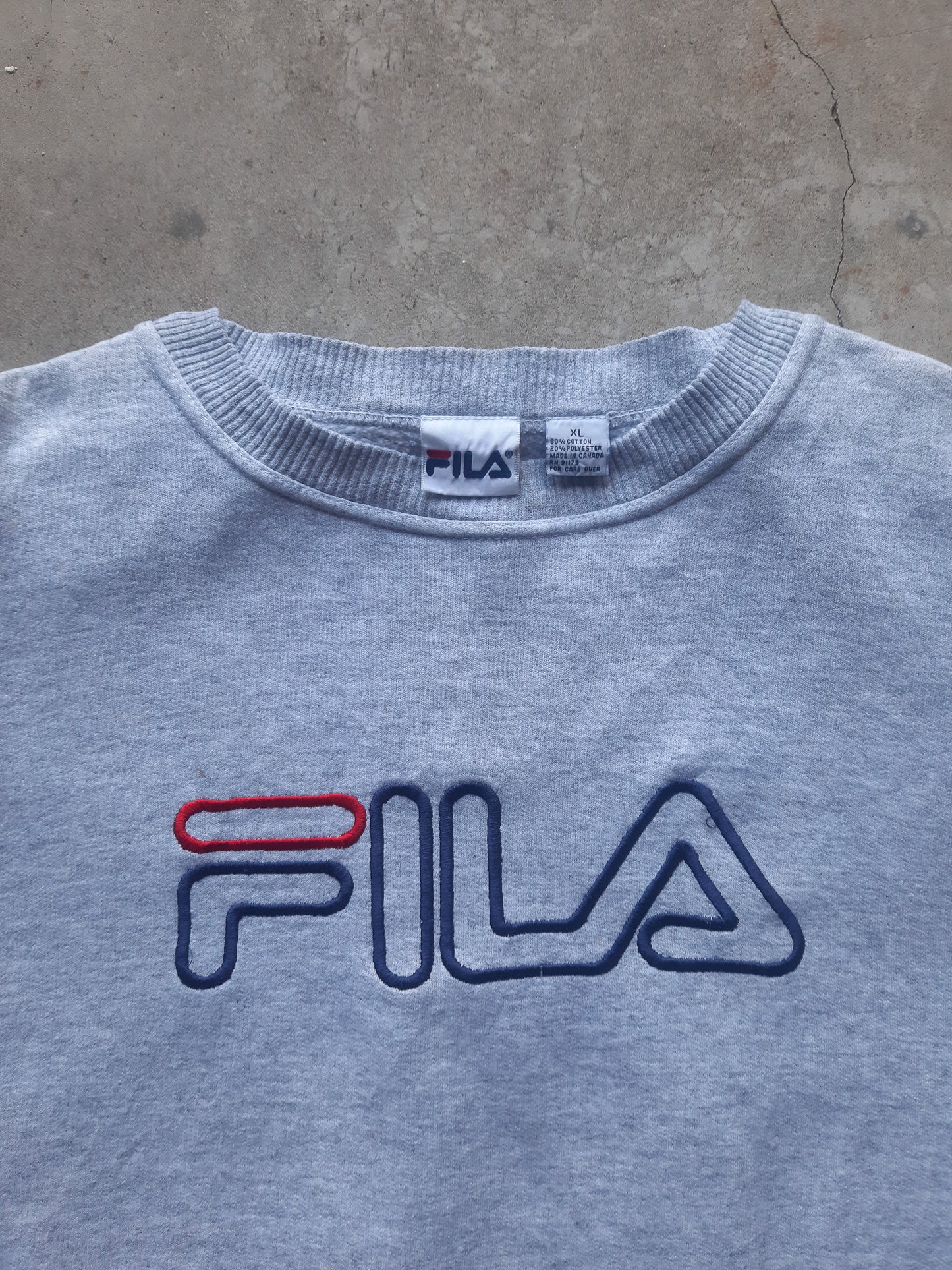 Vintage 90s Fila Embroidered Logo Sweatshirt (XL)