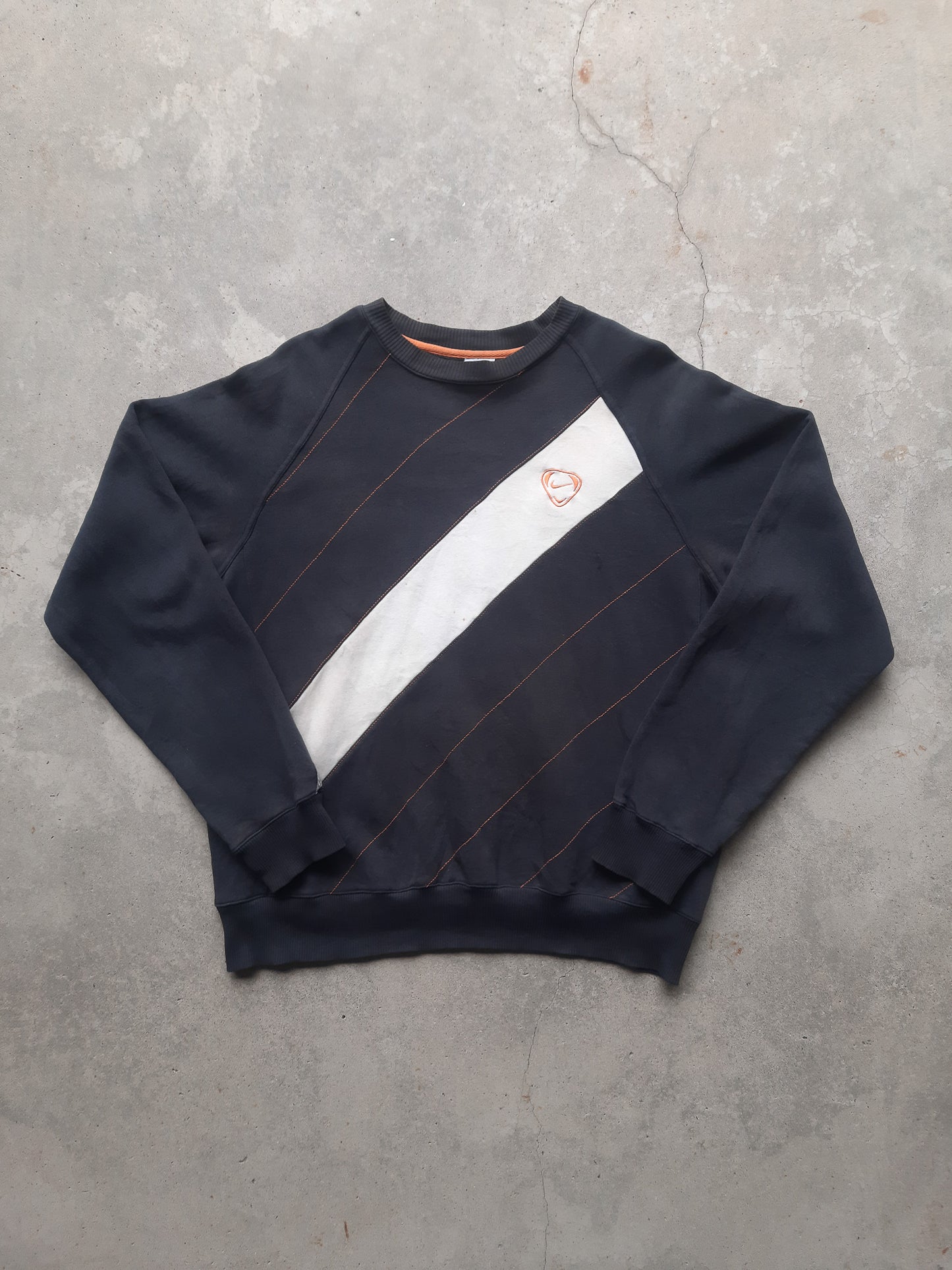 Vintage 00s Nike Football Diagonal Striped Panel Sweatshirt (L)