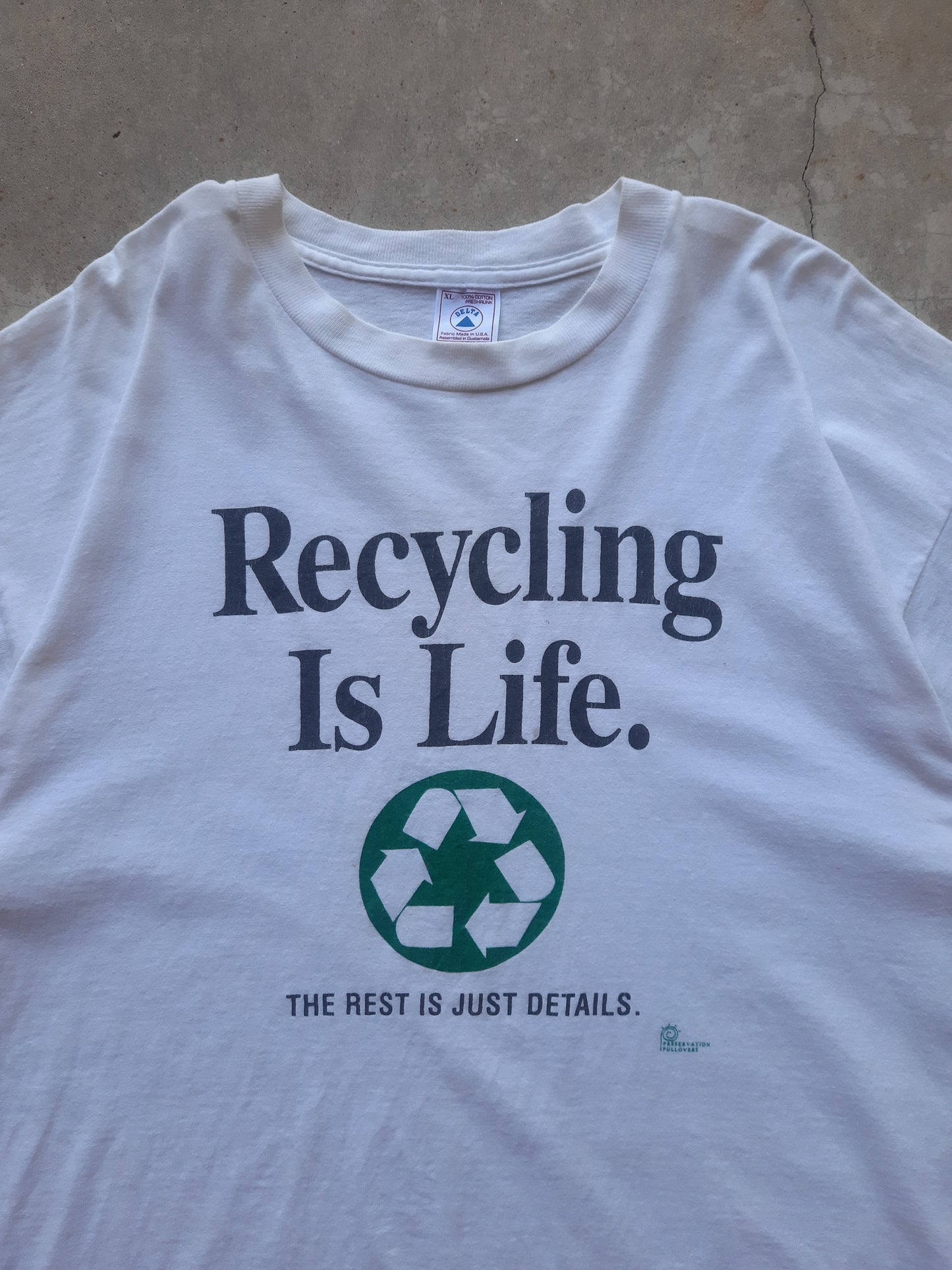 Vintage 90's Recycling Is Life The Rest Is Just Details Earth Nature Liberation T-Shirt (XL)