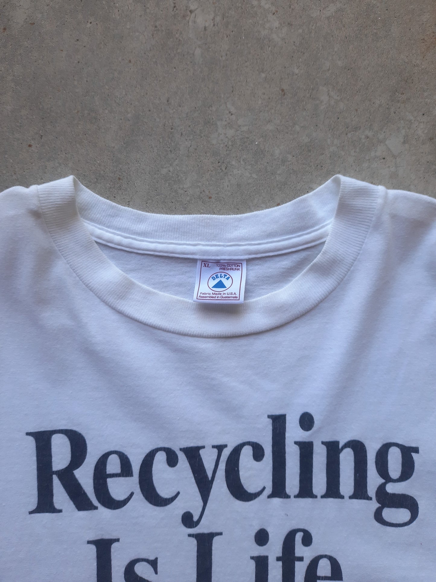 Vintage 90's Recycling Is Life The Rest Is Just Details Earth Nature Liberation T-Shirt (XL)