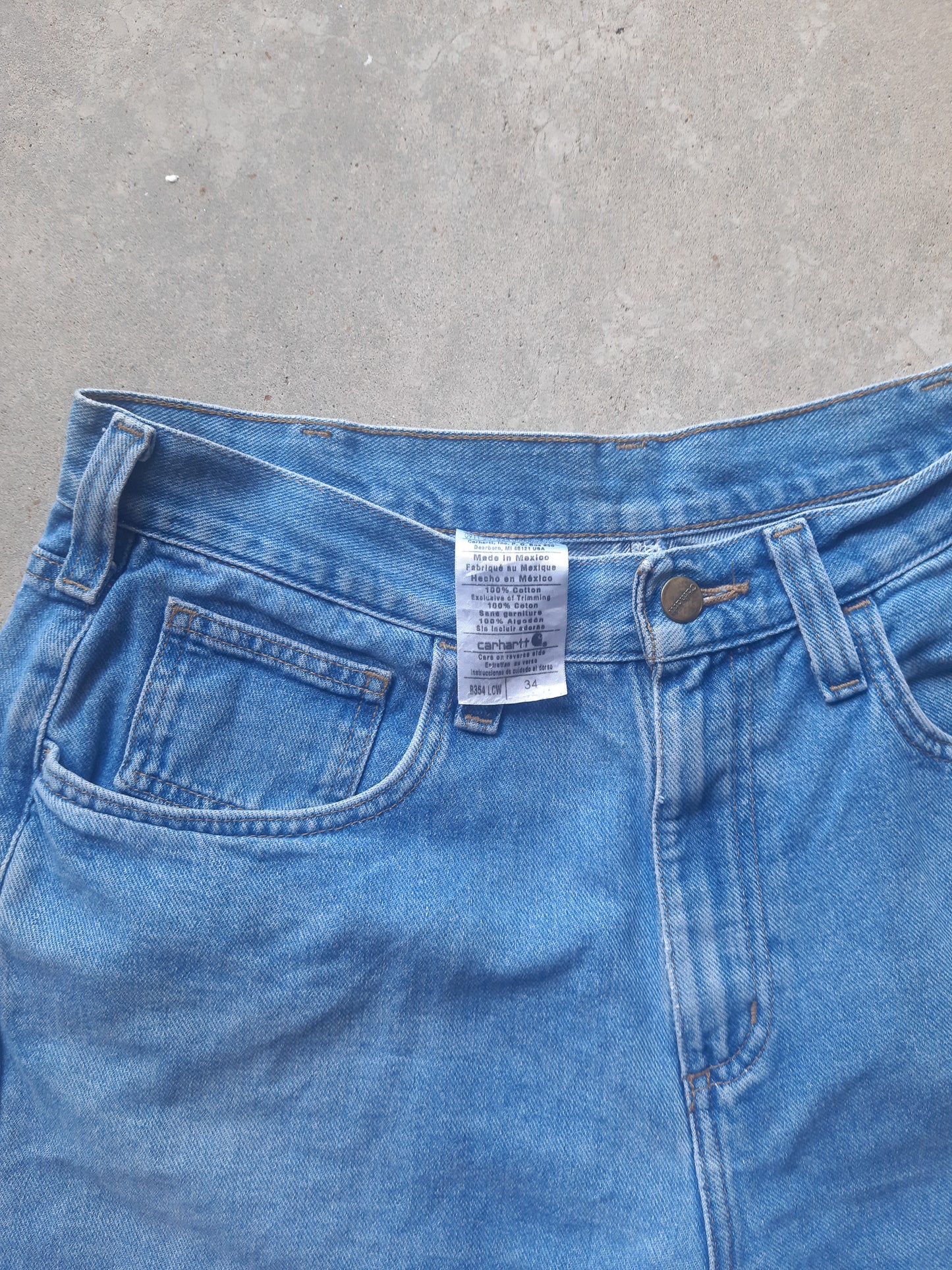 Preloved Carhartt B354 Five-Pocket Denim Workwear Shorts (33)