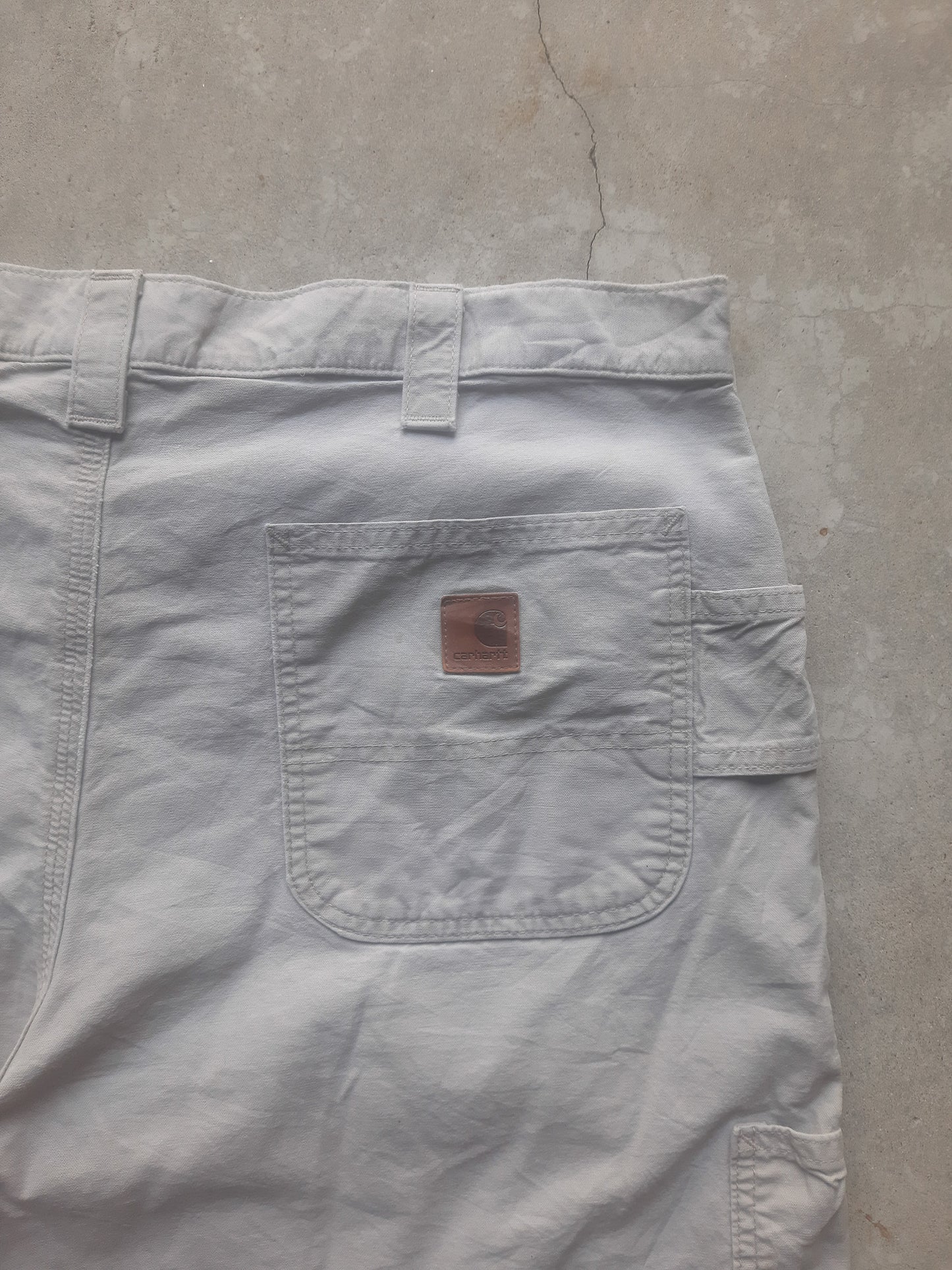 Preloved Carhartt B147 Original Fit Carpenter Canvas Workwear Shorts (37)