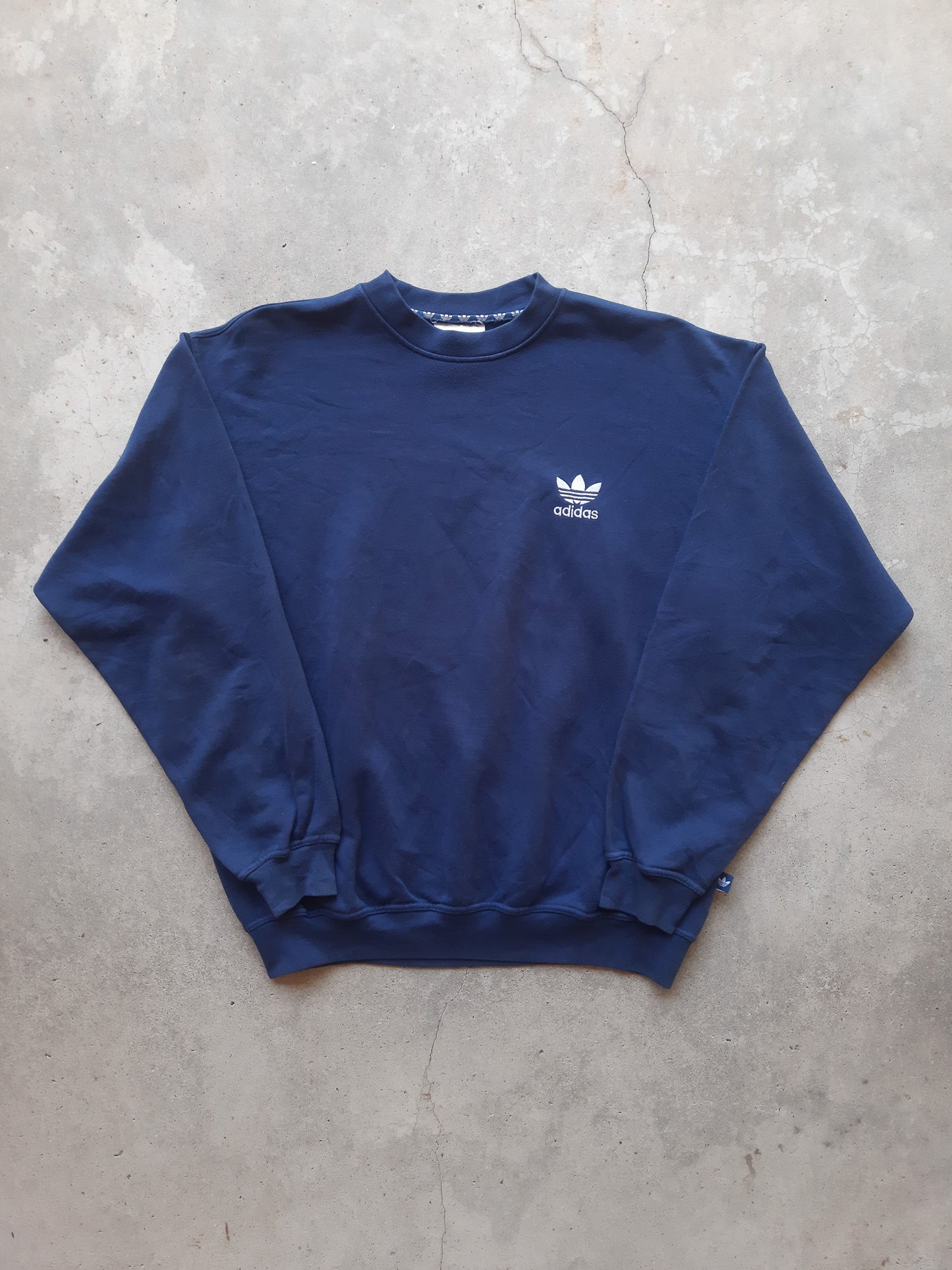 Vintage 90s Adidas Small Logo Embroidered Sweatshirt (M)